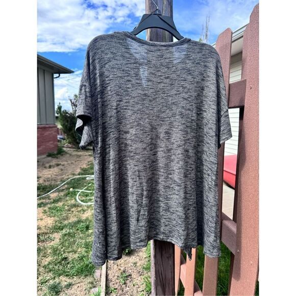 Juicy shirt size large gray peekaboo bnwt and hanger - Picture 8 of 13